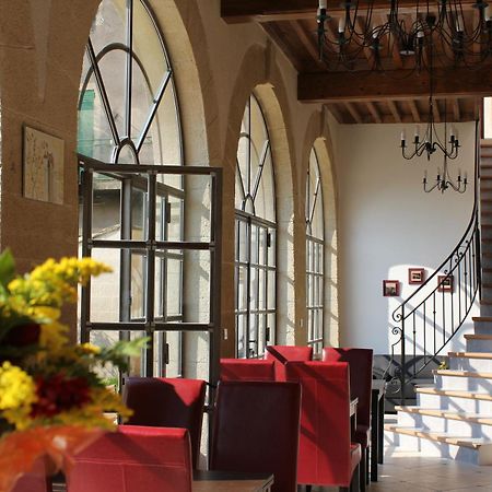 Les Galeries De Beaulac Pézenas Екстериор снимка
