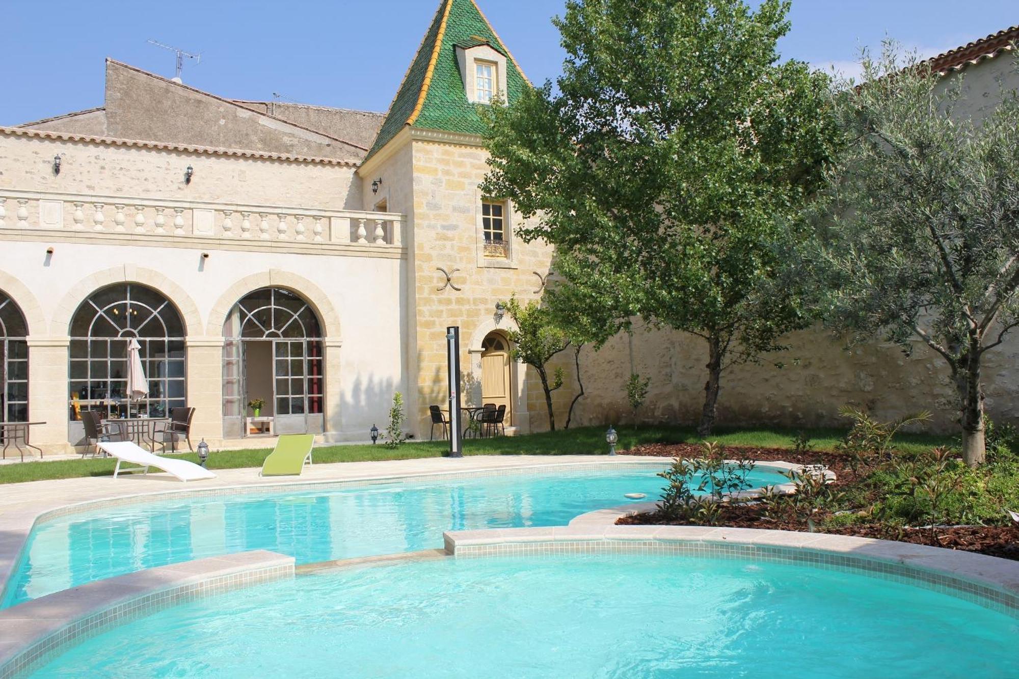 Les Galeries De Beaulac Pézenas Екстериор снимка
