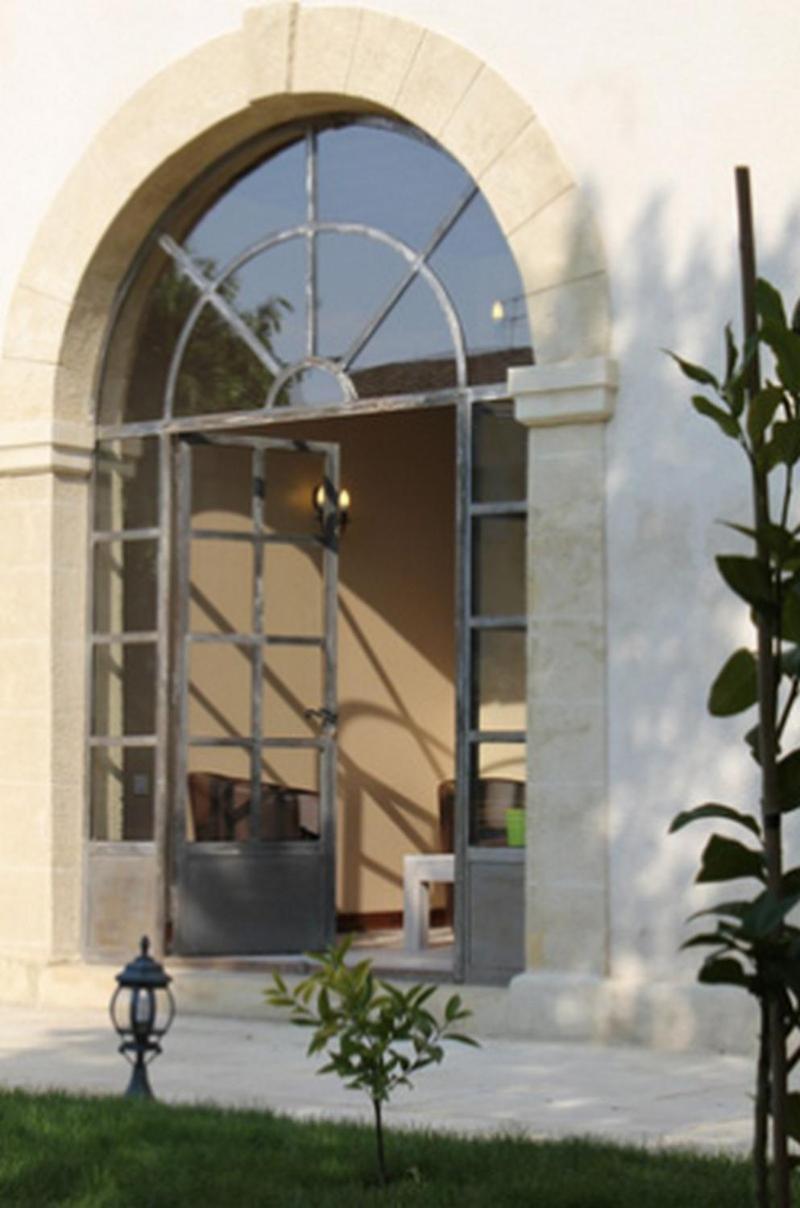 Les Galeries De Beaulac Pézenas Екстериор снимка